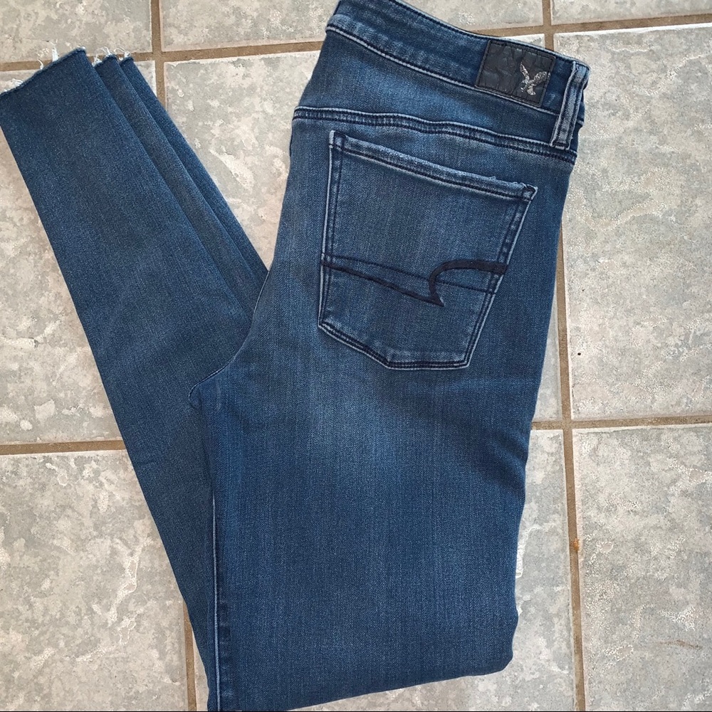 American Eagle Hi Rise Distress Jegging 12 X-Long
